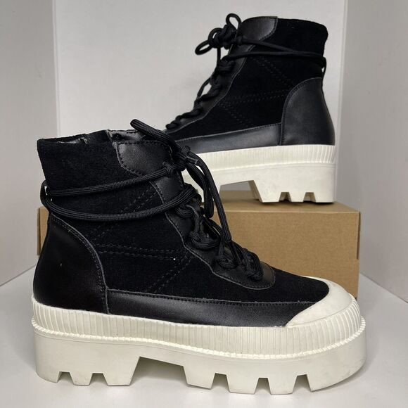 Gianni Bini Platform Booties Size 8 NWOB - Picture 1 of 11